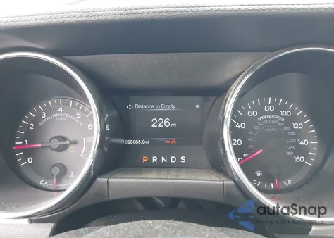 2016 Ford Mustang Ecoboost z USA, uszkodzony, nr VIN 1FA6P8TH4G5331107